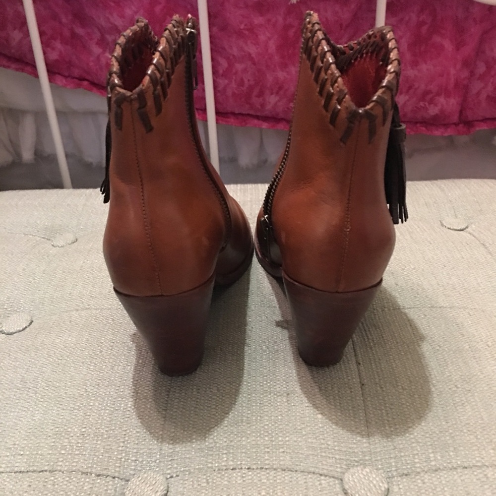 Trask. Booties With Tassels And Stitching - image 6